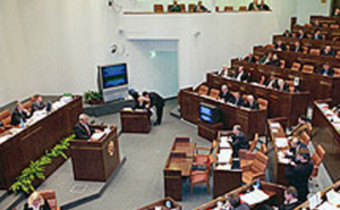 Совет Федерации предлагает создать базу данных педофилов