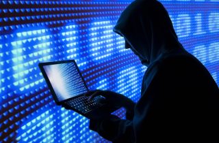 За код на посадку: данные МВД говорят об убытках киберпреступности